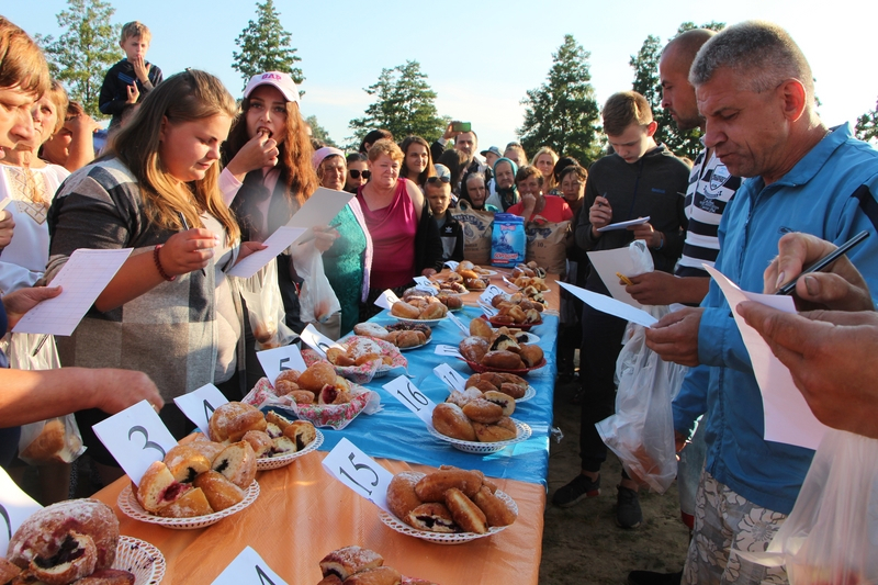 Фестиваль пончиків на Світязі