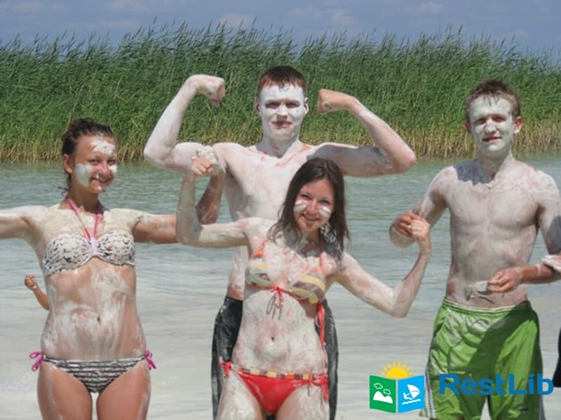 Глина на озері Світязь