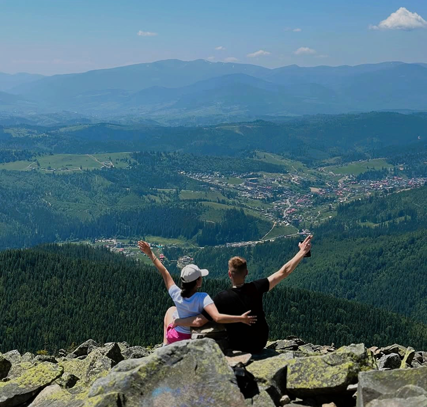 Вид з вершини Хом’яка