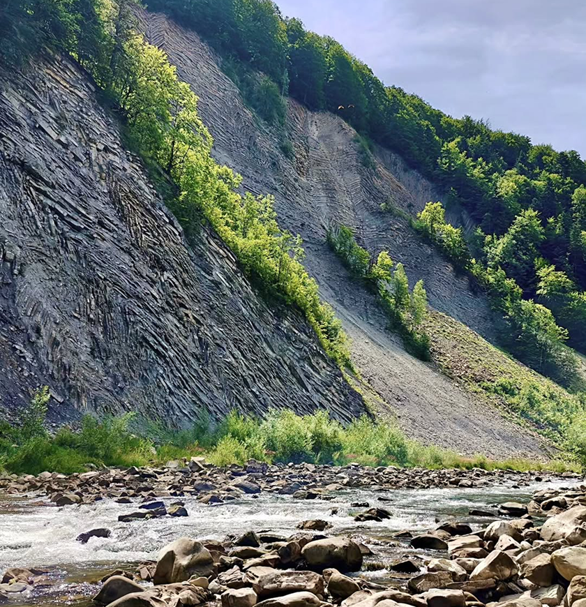 Скеля “Слон” в Яремче