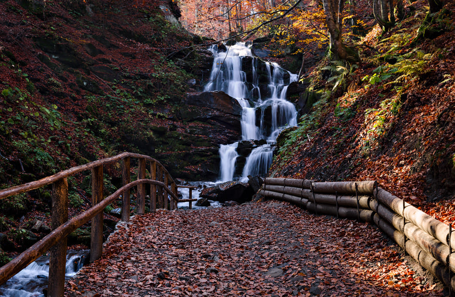 Стежка до водоспаду Шипіт