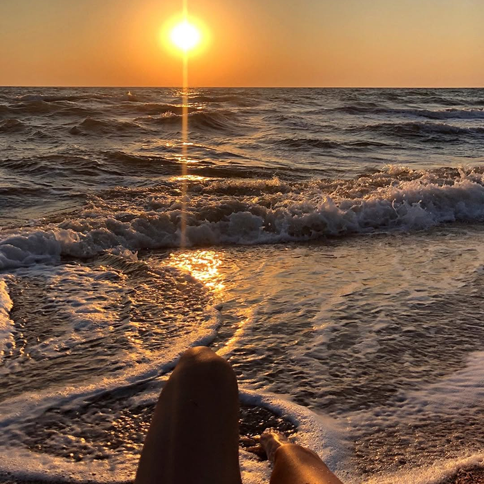 Пляжний релакс в Грибівці