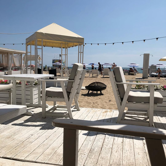 Пляжна інфраструктура Грибівки