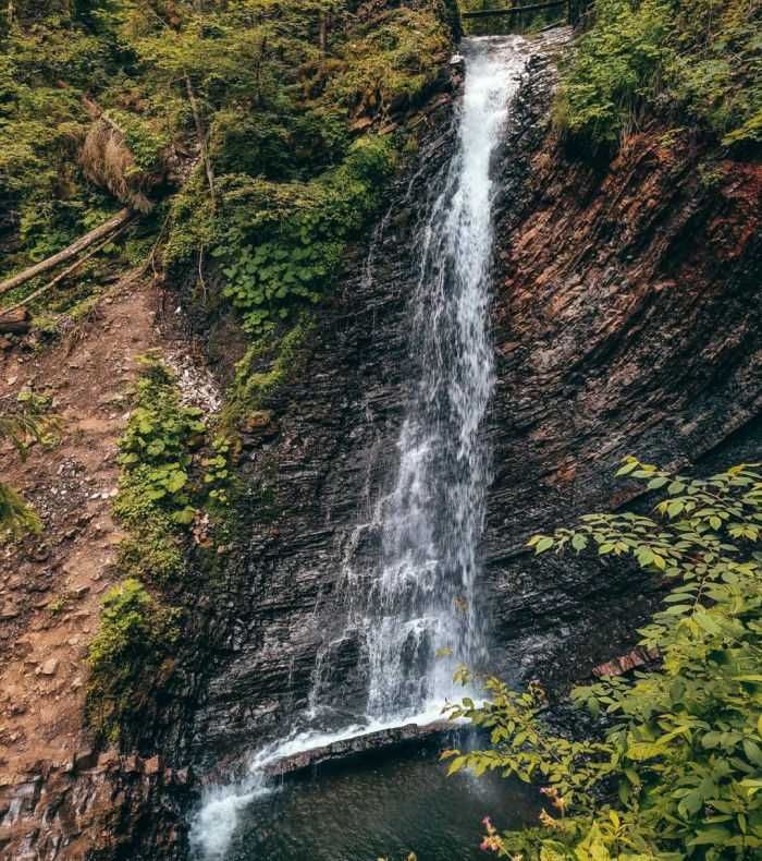 Водоспад Женецький Гук
