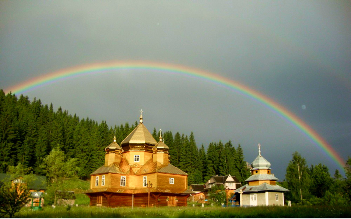 Храм святого Василія Великого в Яблуниці