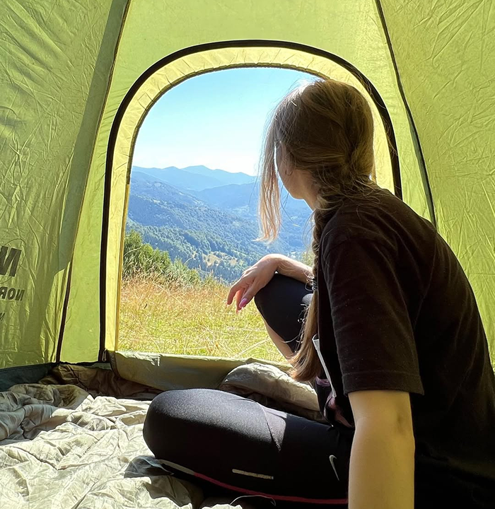 Кваси похід з наметом