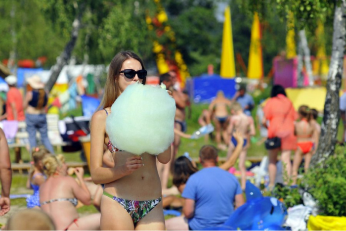 Центральный пляж в с. Свитязь