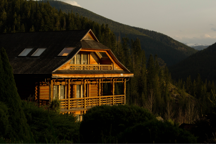 Житло в Татарові