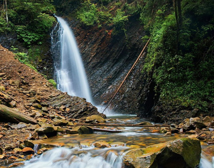 Водоспад Женецький Гук