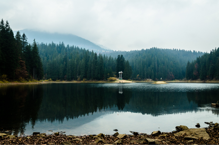 Озеро Синевир