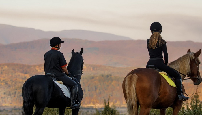 Кінні прогулянки Карпатами