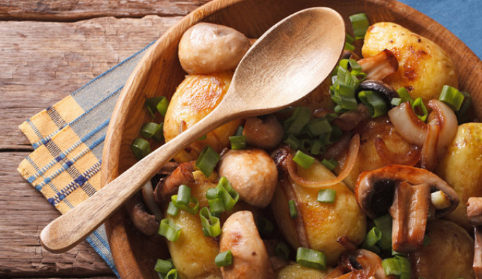 Воловець де поїсти